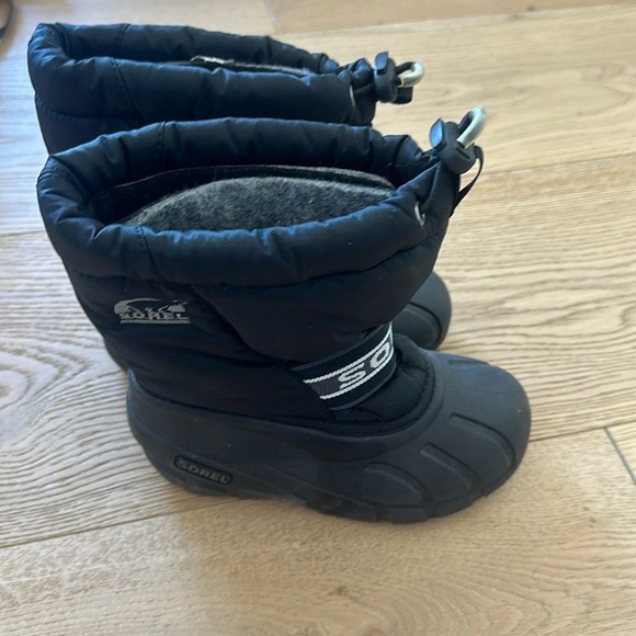Sorel insulated snow boots boys girls kids 12 - Picture 2 of 5